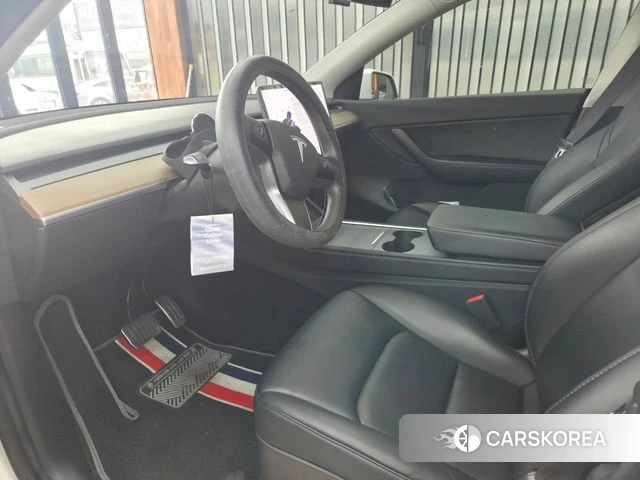 Tesla Model Y 2021 Белый из Кореи, фото 4