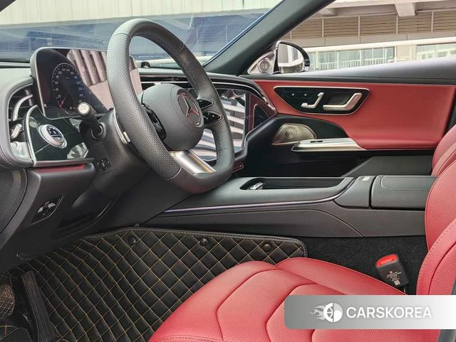 Mercedes-Benz E-Class 2025 Черный из Китая, фото 4
