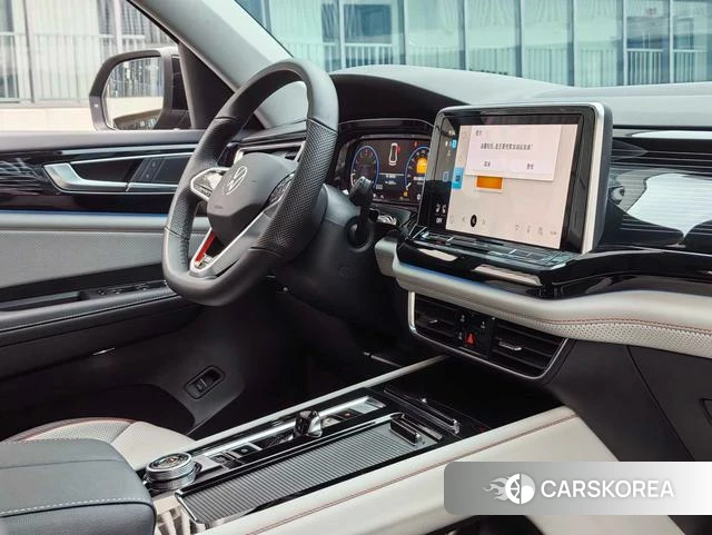 Volkswagen Teramont 2024 Черный из Китая, фото 4