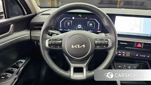 Kia The New K5 3rd generation 2025 Белый из Кореи, фото 4