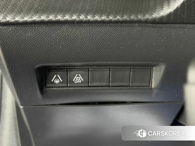 Peugeot e-208 second Generation 2022 Серебристо-серый из Кореи, фото 5