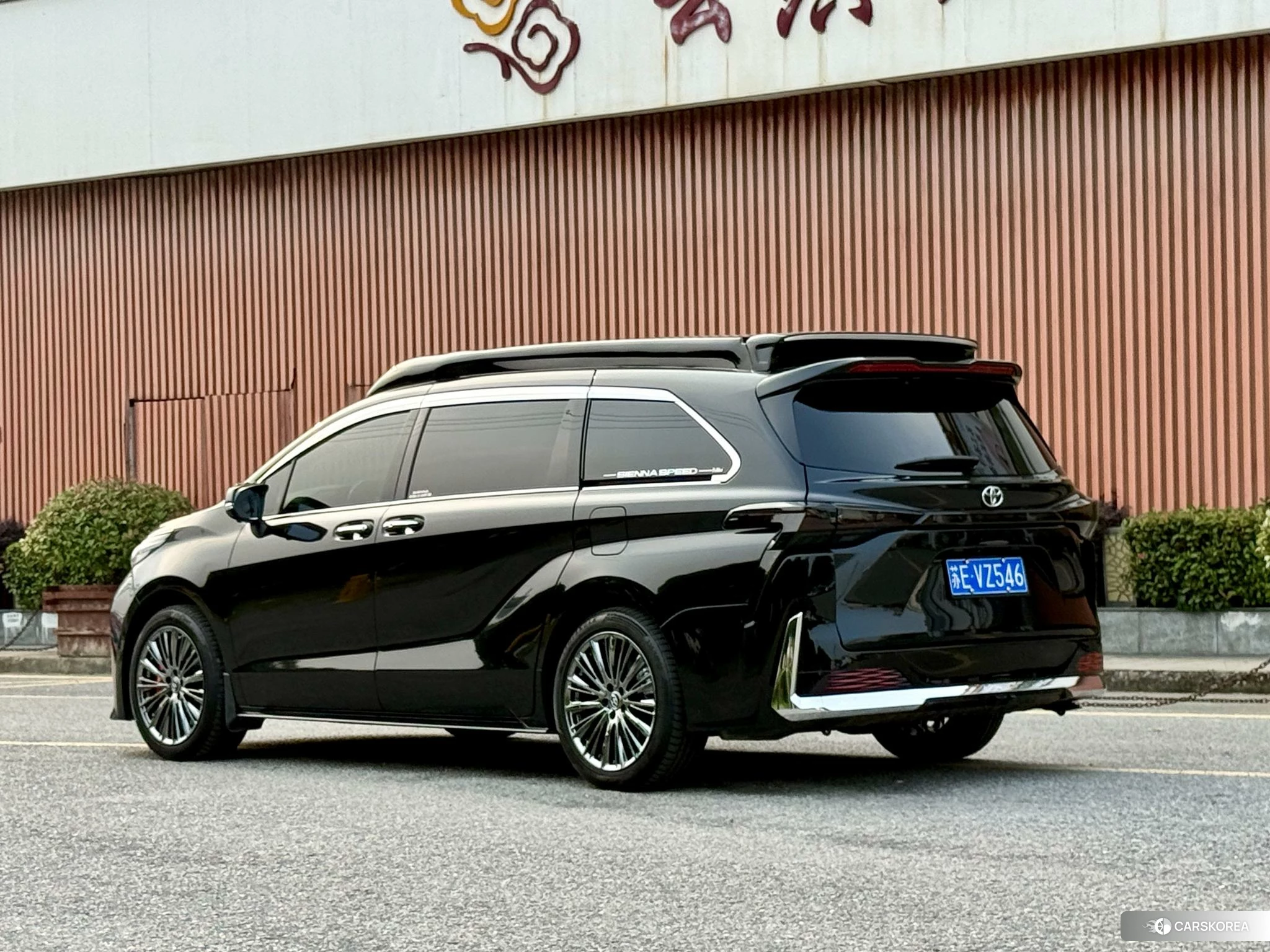 Toyota Sienna 2024 Черный из Китая, фото 4