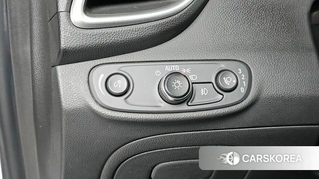 Chevrolet (GM Daewoo) The New Trax 2019 Белый из Кореи, фото 4