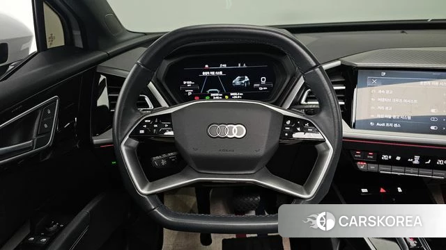 Audi Q4 e-Tron (F4) 2023 Белый из Кореи, фото 4