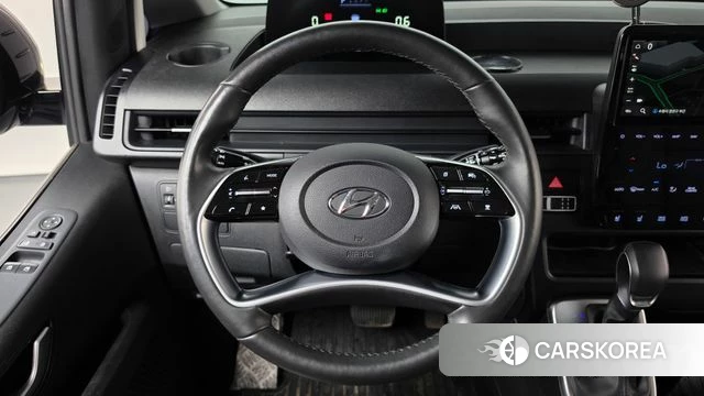 Hyundai Staria 2023 Серый из Кореи, фото 4