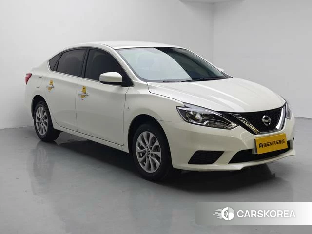 Nissan Sylphy 2024 Белый из Китая, фото 4