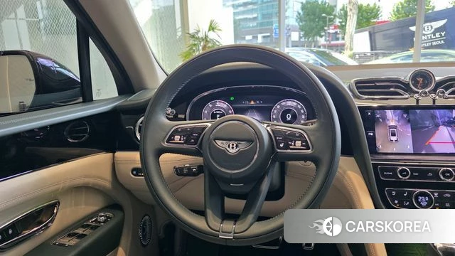 Bentley Bentayga 2024 Темно-зеленый из Кореи, фото 4