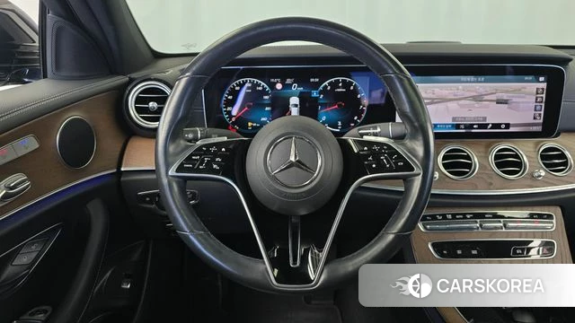 Mercedes-Benz E-Class W213 2021 Черный из Кореи, фото 4