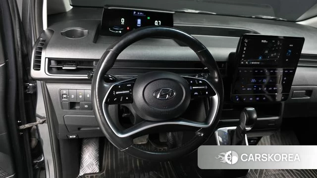 Hyundai Staria 2023 Серый из Кореи, фото 4
