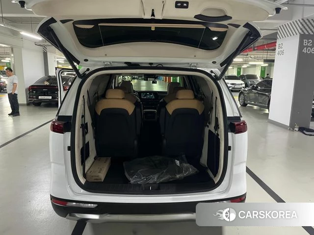 Kia Carnival 4th generation 2022 Белый из Кореи, фото 4