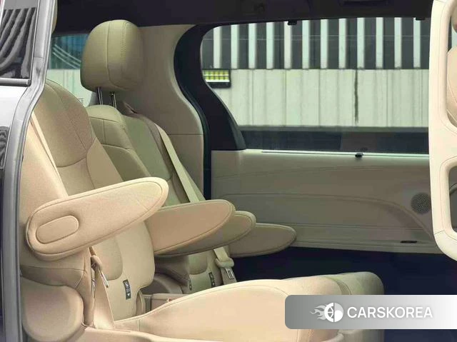 Toyota Granvia 2024 Черный из Китая, фото 4