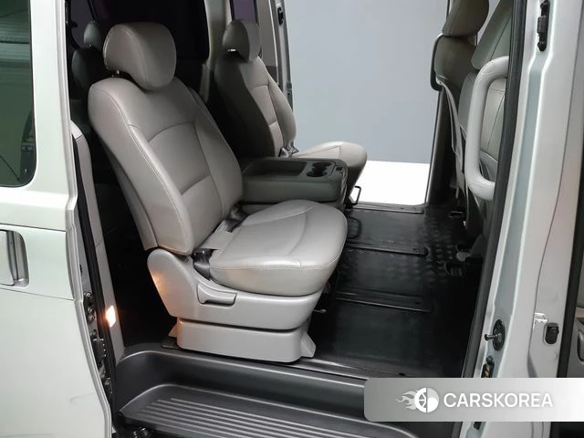 Hyundai The New Grand Starex 2019 Серебряный из Кореи, фото 5