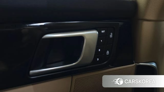 Porsche Panamera (971) 2020 Коричневый из Кореи, фото 4