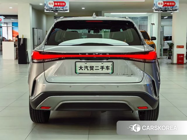 Lexus RX 2023 Шампань из Китая, фото 4