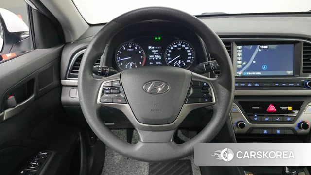Hyundai Avante AD 2018 Белый из Кореи, фото 4