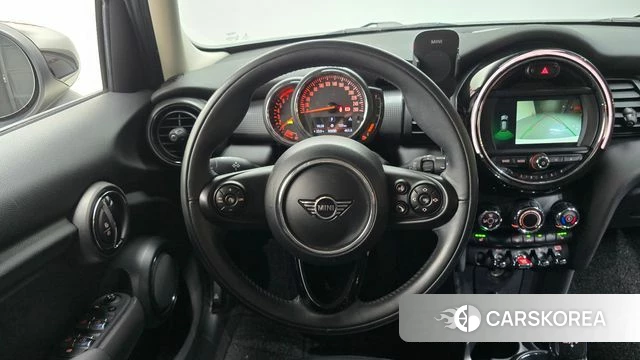 Mini Cooper 2019 Жемчужный цвет из Кореи, фото 4