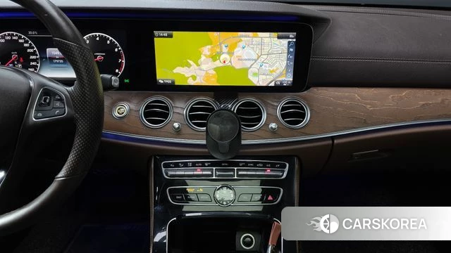 Mercedes-Benz E-Class W213 2018 Синий из Кореи, фото 4