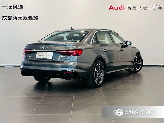 Audi A4L 2023 Темно-серый из Китая, фото 4