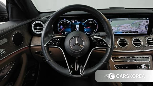 Mercedes-Benz E-Class W213 2022 Серый из Кореи, фото 4