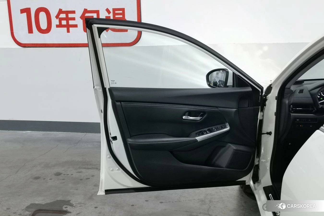 Nissan Sylphy 2021 Белый из Китая, фото 4
