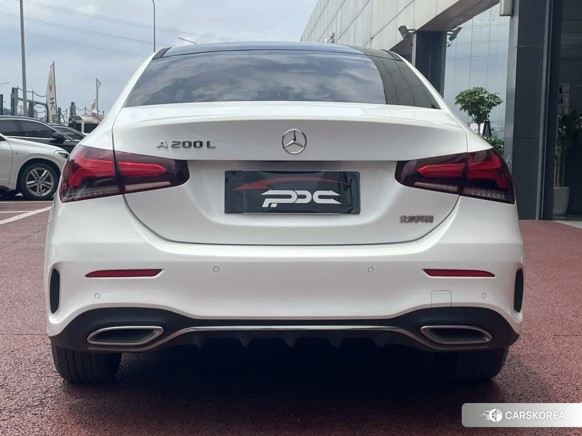 Mercedes-Benz A-Class 2021 Белый из Китая, фото 4