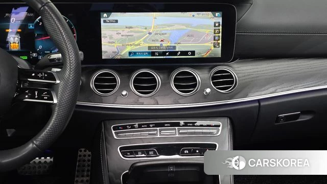 Mercedes-Benz E-Class W213 2023 Черный из Кореи, фото 4