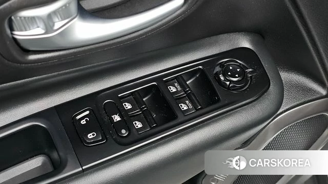 Jeep Renegade 2022 Белый из Кореи, фото 4