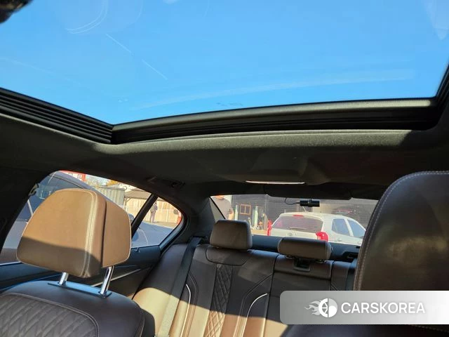 BMW 5 Series (G30) 2020 Серый из Кореи, фото 4