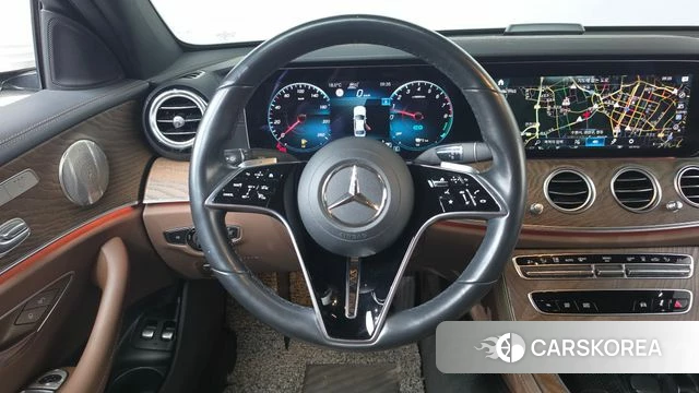 Mercedes-Benz E-Class W213 2021 Белый из Кореи, фото 4