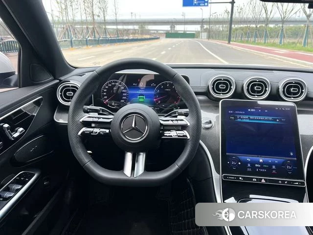 Mercedes-Benz C-class 2024 Белый из Китая, фото 4