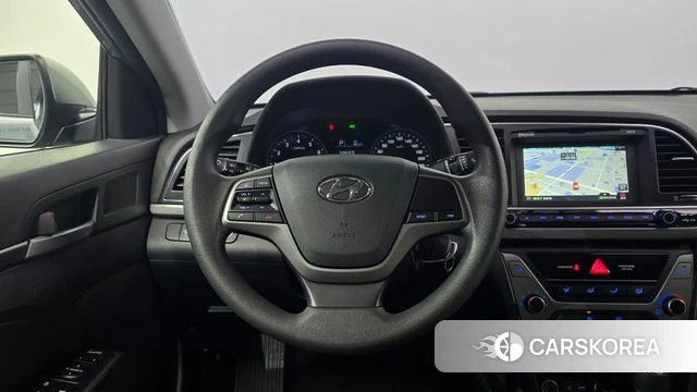 Hyundai Avante AD 2018 Серый из Кореи, фото 4