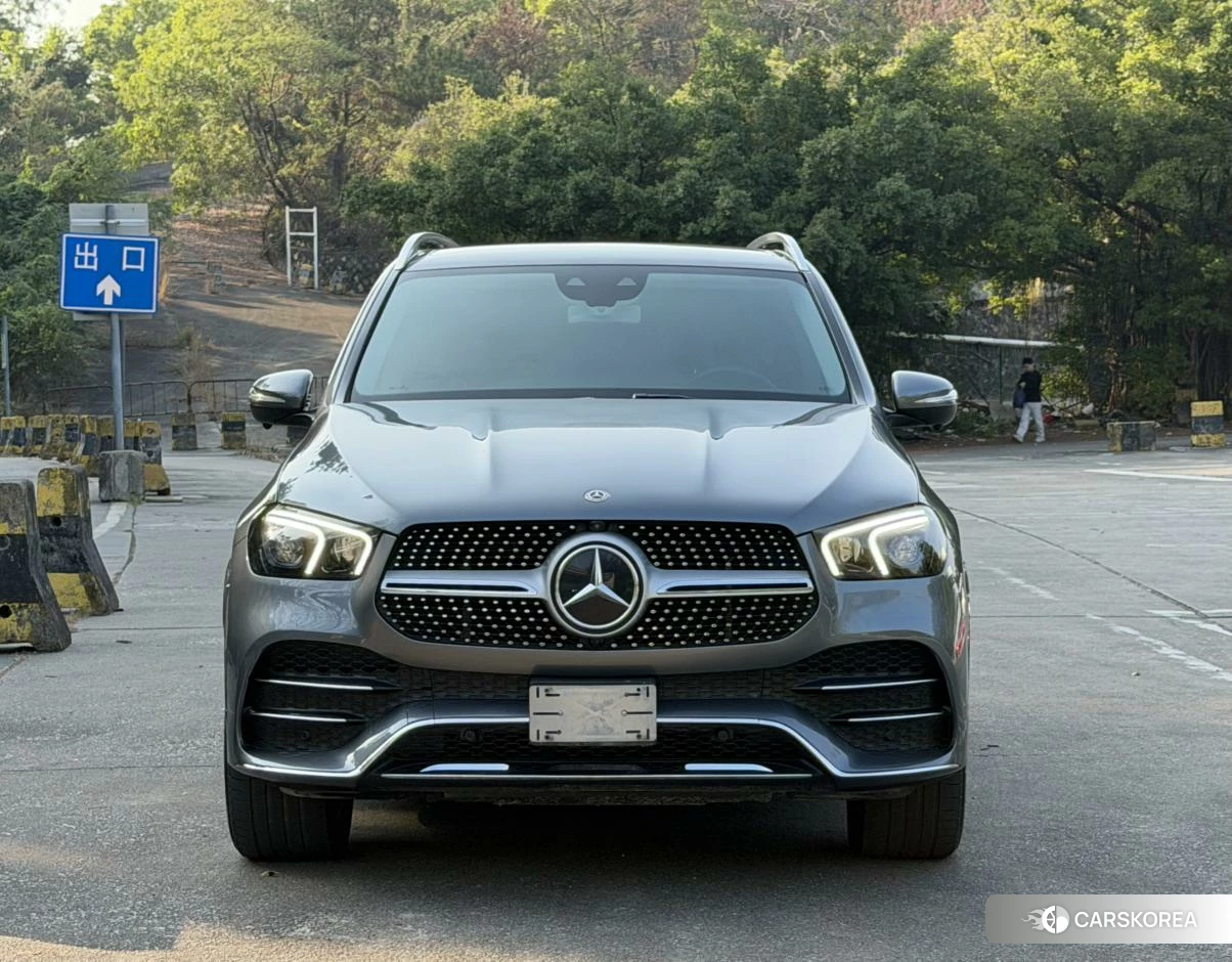 Mercedes-Benz GLE 2022 Темно-серый из Китая, фото 4