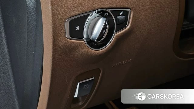 Mercedes-Benz E-Class W213 2018 Белый из Кореи, фото 4