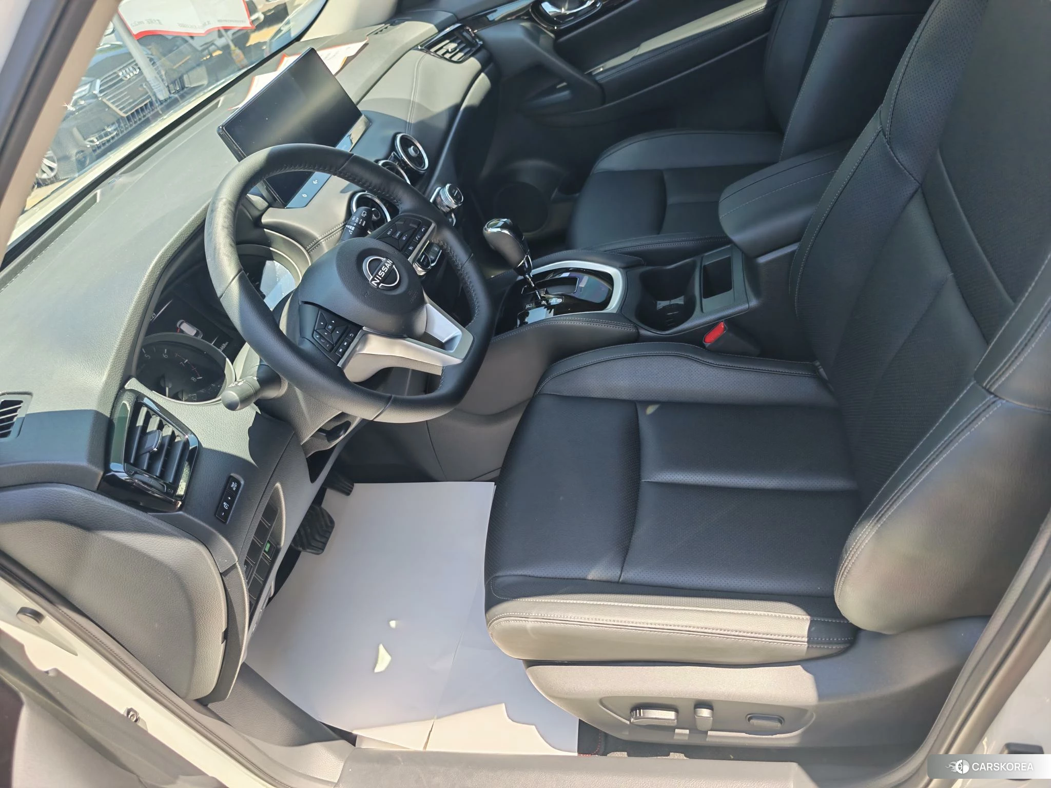 Nissan X-Trail 2025 Белый из Китая, фото 4