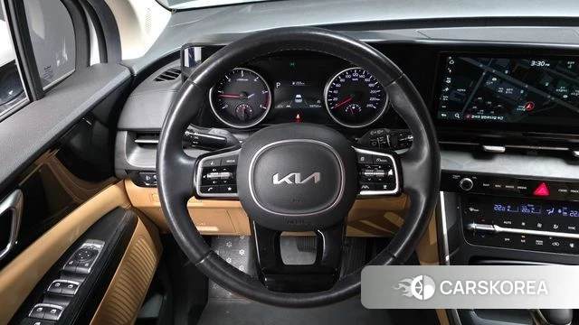 Kia Carnival 4th generation 2023 Белый из Кореи, фото 4