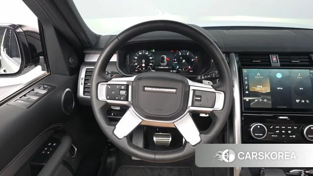 Land Rover Discovery 5 2025 Белый из Кореи, фото 4