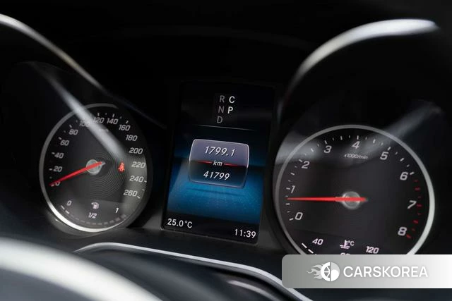 Mercedes-Benz V-Class 2024 Черный из Китая, фото 4