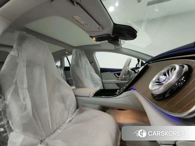 Mercedes-Benz EQE 2025 Черный из Китая, фото 4