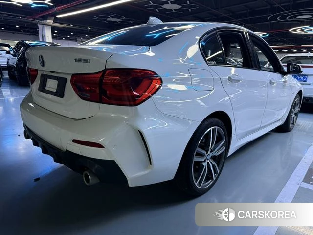 BMW 1 series 2020 Белый из Китая, фото 4