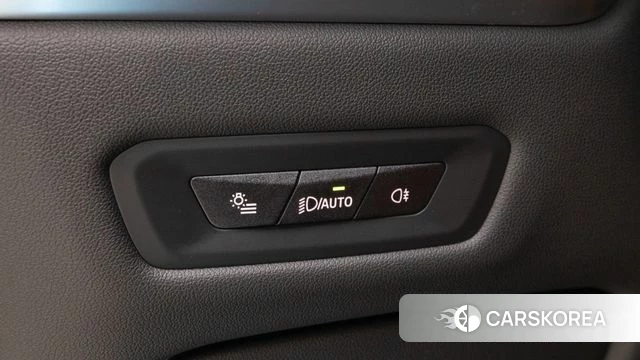 BMW X6 (G06) 2025 Серебристо-серый из Кореи, фото 4