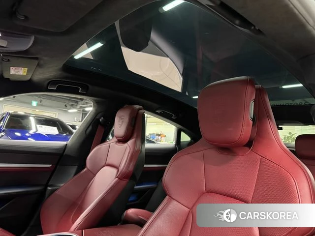 Porsche Taycan 2020 Белый из Кореи, фото 4