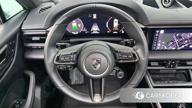 Porsche Makan EV 2025 Светло-серебряный цвет из Кореи, фото 4