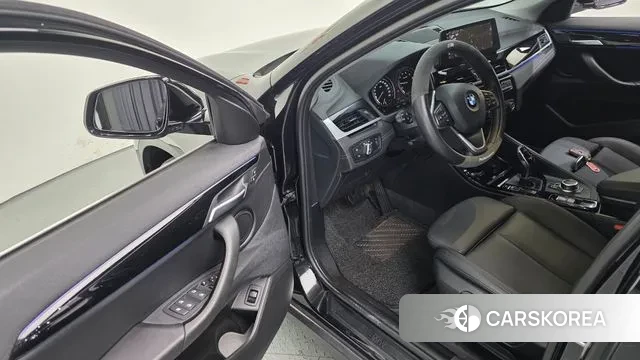 BMW X2 (F39) 2022 Черный из Кореи, фото 4