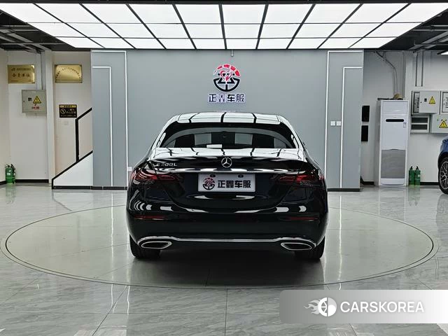 Mercedes-Benz E-Class 2021 Черный из Китая, фото 4