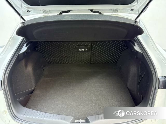 Mazda CX-4 2021 Белый из Китая, фото 4