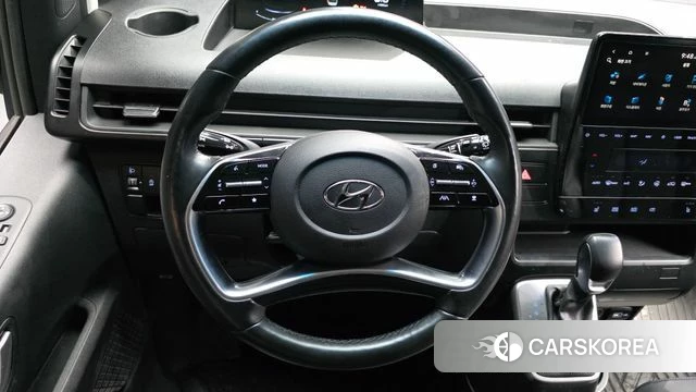 Hyundai Staria 2021 Серебристо-серый из Кореи, фото 4