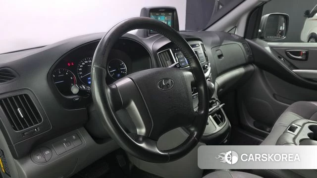 Hyundai The New Grand Starex 2019 Серебристо-серый из Кореи, фото 4