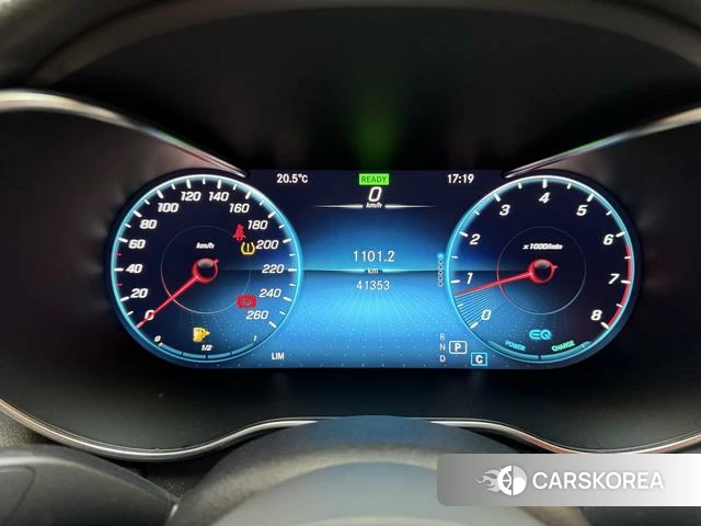 Mercedes-Benz C-class 2021 Серебристо-серый из Китая, фото 4