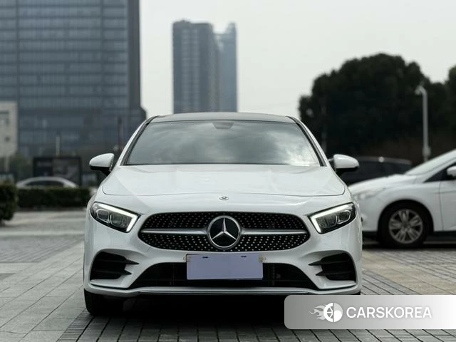 Mercedes-Benz A-Class 2021 Белый из Китая, фото 4