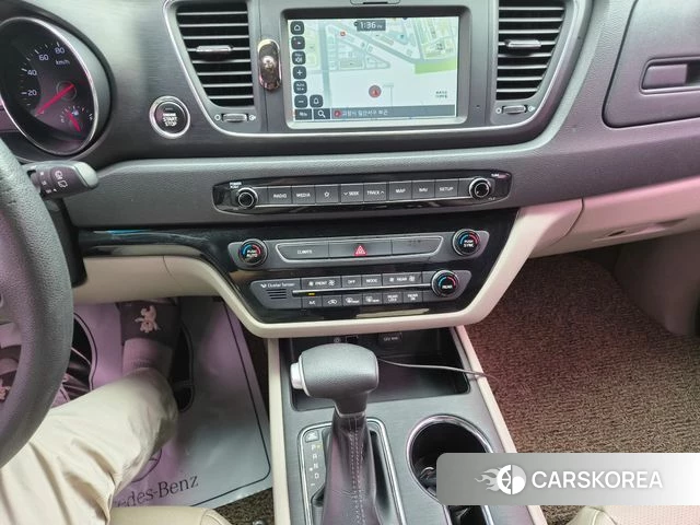 Kia The New Carnival 2019 Белый из Кореи, фото 4